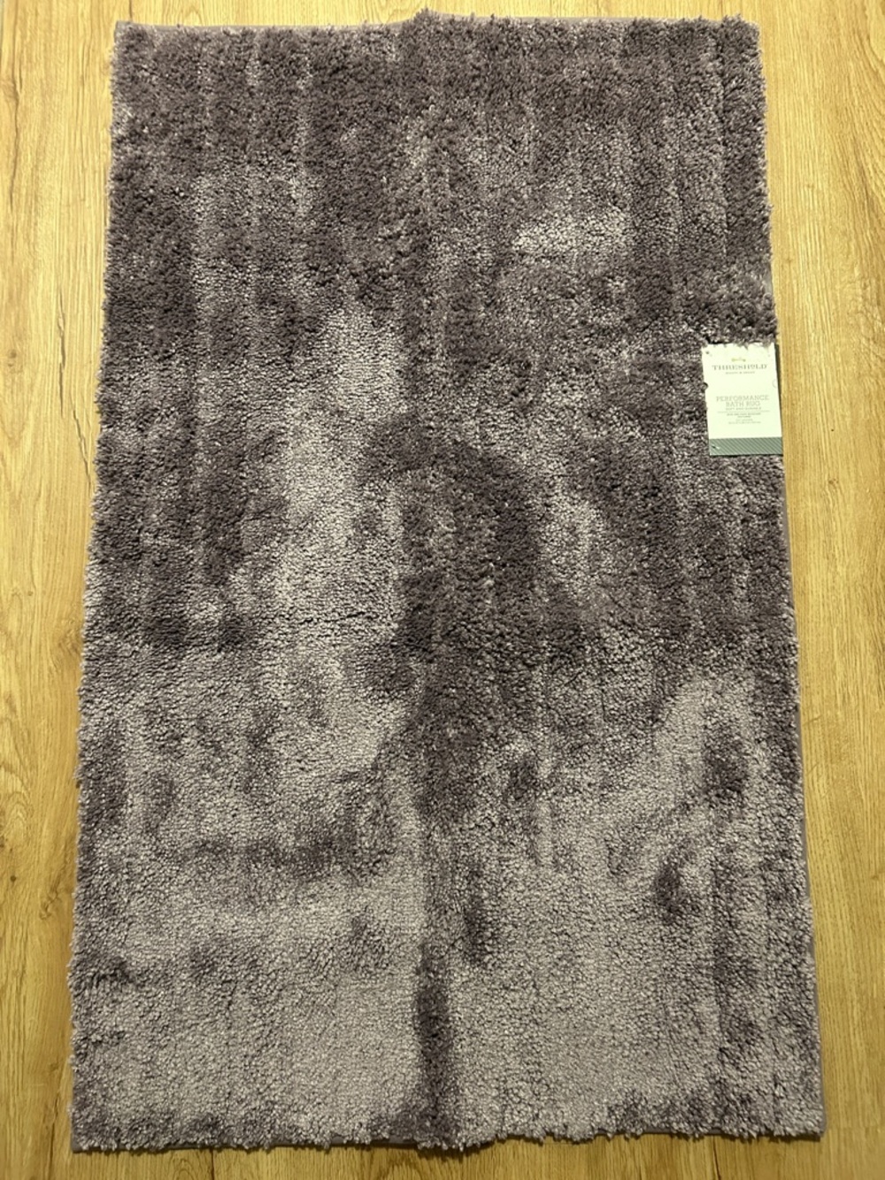 NWT Threshold “Cut Lavender” Performance Bath Mat
